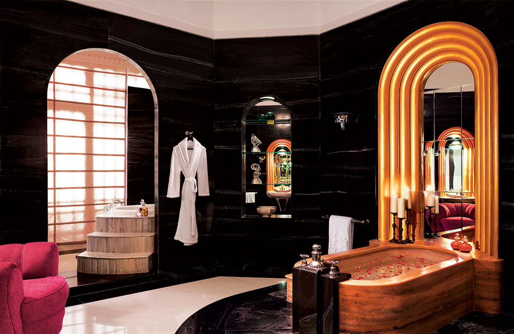 The Maharani Suite bathroom